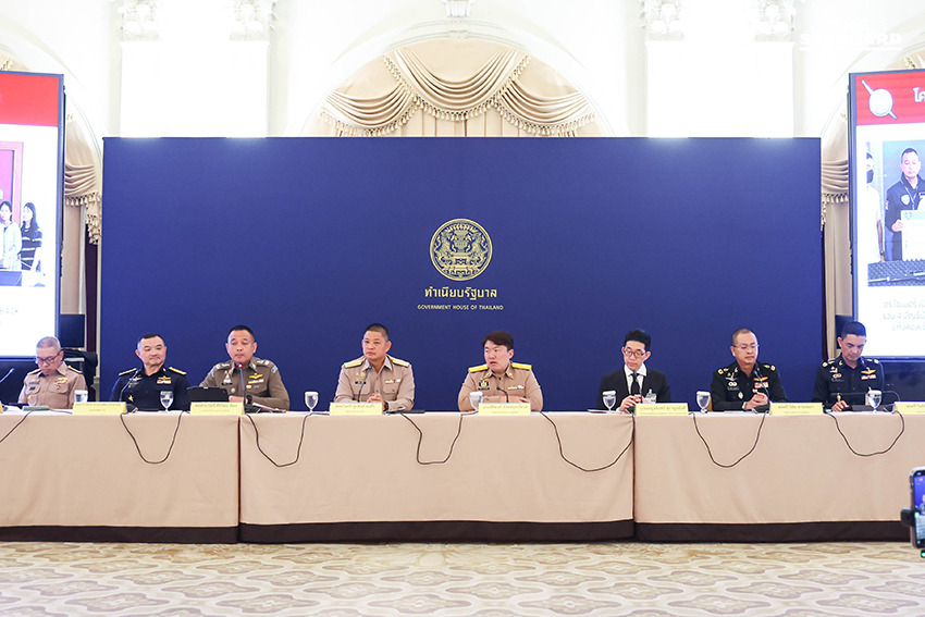 ทีมโฆษกร่วมแถลงผลหารือ ไทย-กัมพูชา ย้ำเดินหน้าด้วยข้อเท็จจริง ไม่ใช่ข่าวลือ จับตา 14 พ.ย. นี้ รอคำตอบ กัมพูชา ก่อนเริ่มวางหลักเขตแดน 3