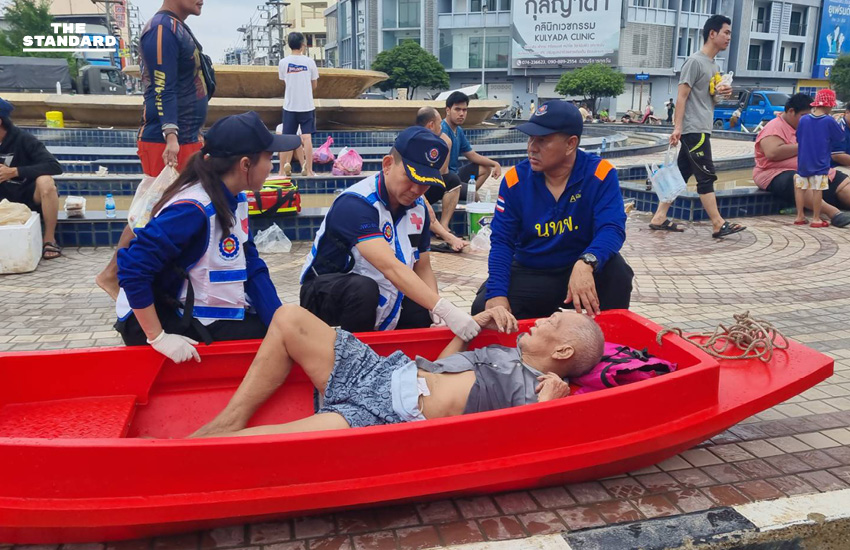 กองทัพไทยจัดทีมแพทย์ทหารลงพื้นที่ หาดใหญ่ รักษาพยาบาลประชาชน 4