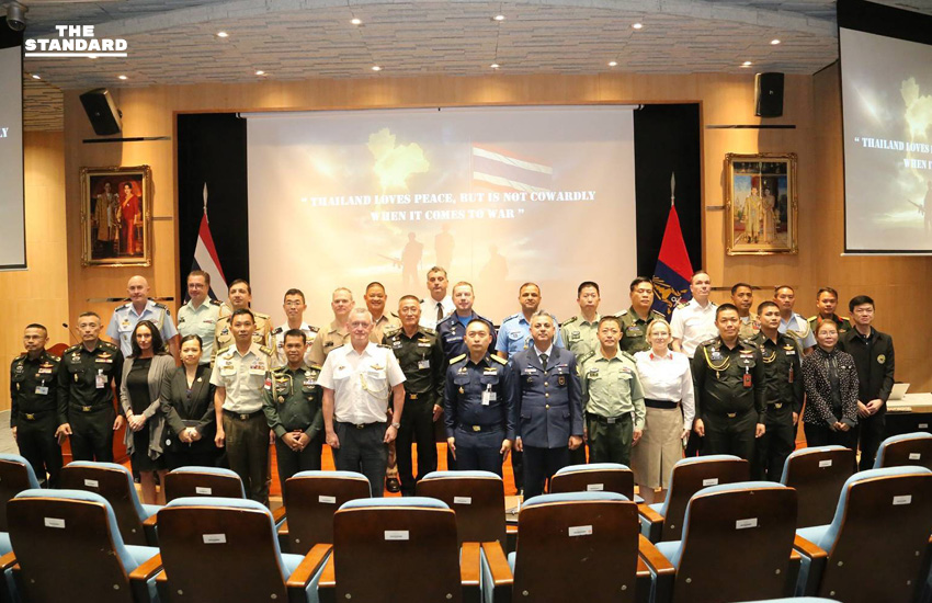 กองทัพไทยชี้แจงข้อเท็จจริง-หลักฐานเหตุปะทะชายแดน แก่ คณะผู้ช่วยทูตทหาร 18 ประเทศ 5