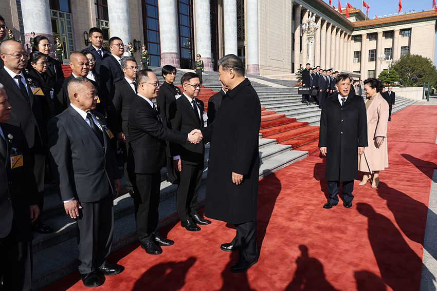 ในหลวง-พระราชินี เสด็จฯ มหาศาลาประชาชน สี จิ้นผิง-ภรรยา เฝ้าฯ รับเสด็จ 14