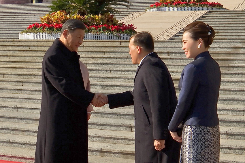 ในหลวง-พระราชินี เสด็จฯ มหาศาลาประชาชน สี จิ้นผิง-ภรรยา เฝ้าฯ รับเสด็จ 7