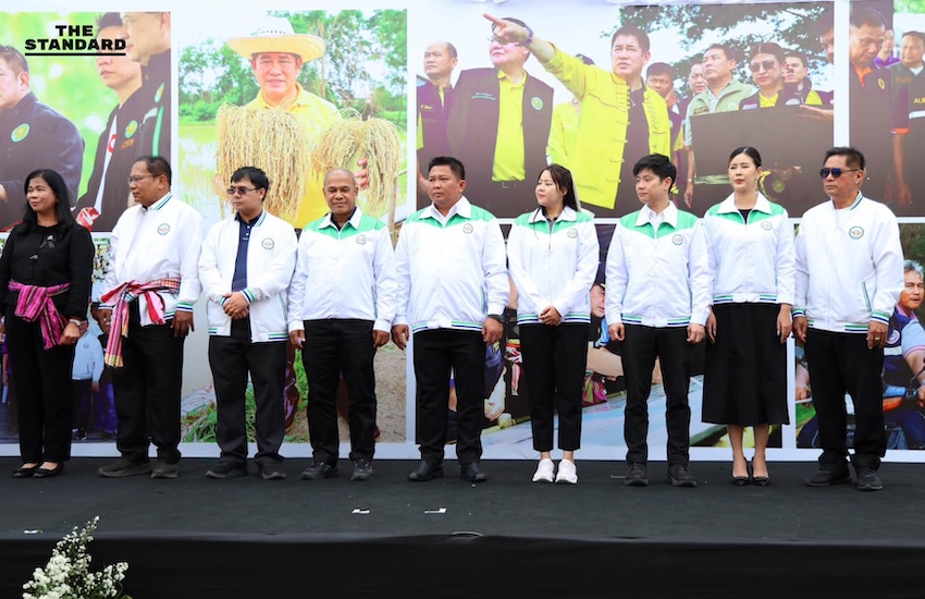 ร.อ.ธรรมนัสเปิด ศูนย์ประสานงานพรรคกล้าธรรม ภาคอีสาน 20 จังหวัด ประกาศพร้อมส่งผู้สมัครแล้วกว่า 85% 2
