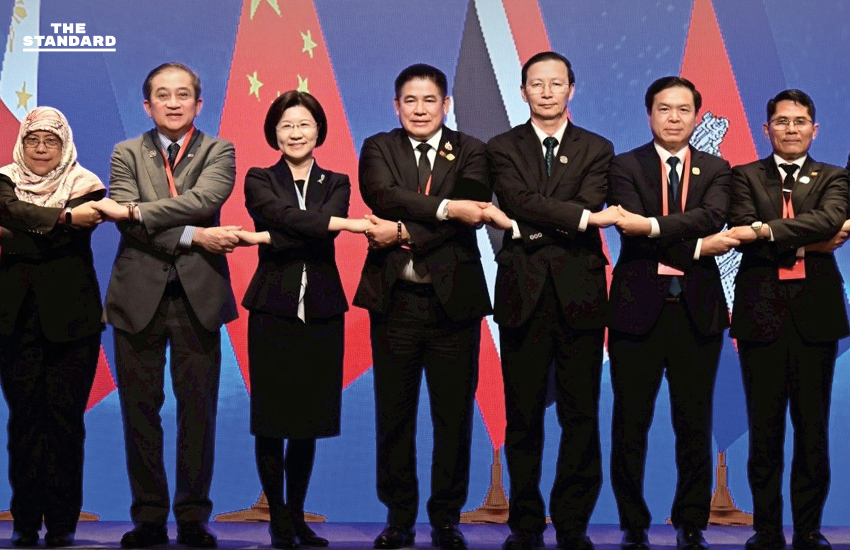 ธรรมนัสลุย จีน ลงนามเปิดตลาดส่งออกผลิตภัณฑ์จากผึ้ง คาดเพิ่มมูลค่ากว่า 1,000 ล้านบาทต่อปี 1