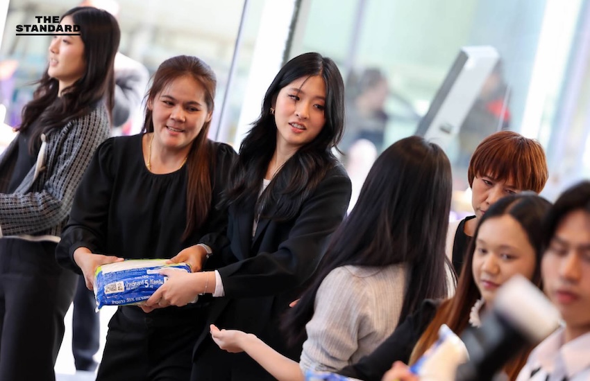 พรรคไทยสร้างไทยตั้งศูนย์ปฏิบัติการช่วยน้ำท่วม ภาคใต้เต็มกำลัง ระดมจิตอาสาส่งต่อน้ำใจผู้ประสบภัย 1