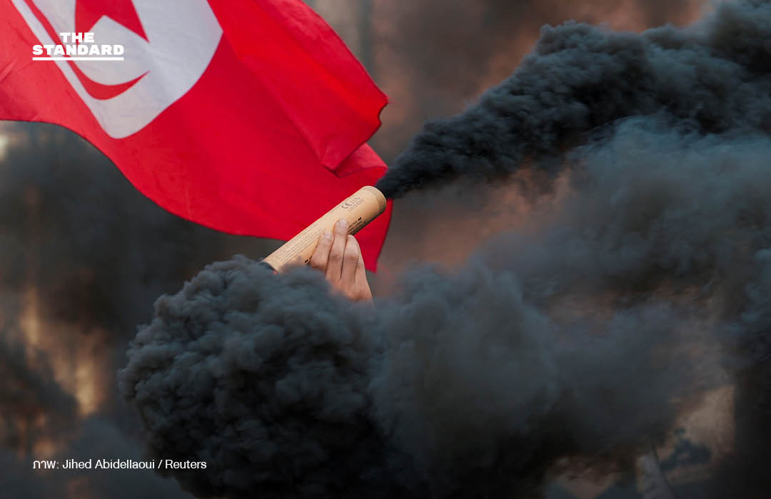 “ถนนเป็นของประชาชน” ตูนีเซียประท้วงต้านผู้นำ ชี้ใช้อำนาจตุลาการกวาดล้างผู้เห็นต่าง 3