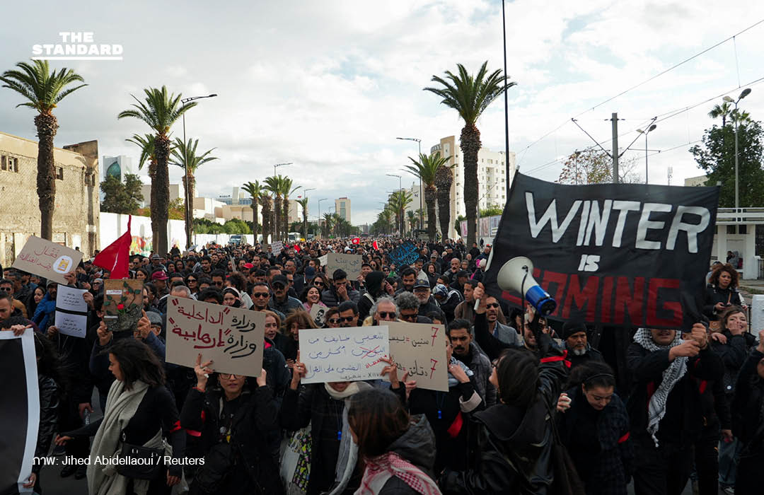 “ถนนเป็นของประชาชน” ตูนีเซียประท้วงต้านผู้นำ ชี้ใช้อำนาจตุลาการกวาดล้างผู้เห็นต่าง 4