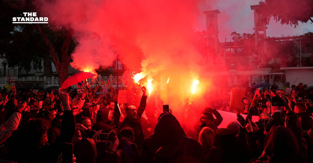 “ถนนเป็นของประชาชน” ตูนีเซียประท้วงต้านผู้นำ ชี้ใช้อำนาจตุลาการกวาดล้างผู้เห็นต่าง