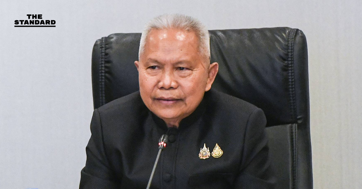 คกก.นโยบายแอลกอฮอล์ จ่อปลดล็อกขายสุราช่วงบ่าย 14.00-17.00 น. หวังกระตุ้นเศรษฐกิจช่วงเทศกาล มอบ สธ.-ท่องเที่ยว คุยขยายเวลานั่งดื่มหลังเที่ยงคืนให้จบ รับห่วงอุบัติเหตุ