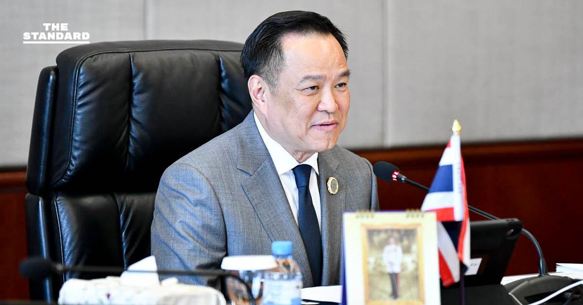 นายกฯ เผยในวง **ครม.เศรษฐกิจ** ลงพื้นที่ที่ไหนเสียงตอบรับประชาชน บอกดีใจได้ใช้ **คนละครึ่งพลัส** สั่ง **คลัง** หาวิธีให้กลุ่มเปราะบาง-ตกหล่น ได้สิทธิเฟส 2 ก่อน