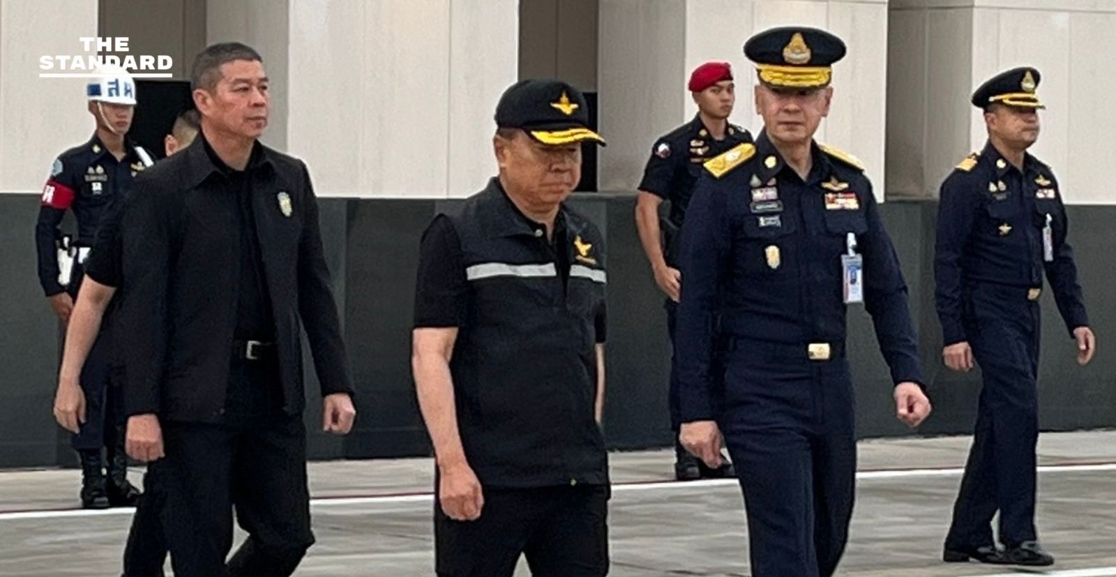 defence-minister-nattapon-hatyai-flood-relief-command