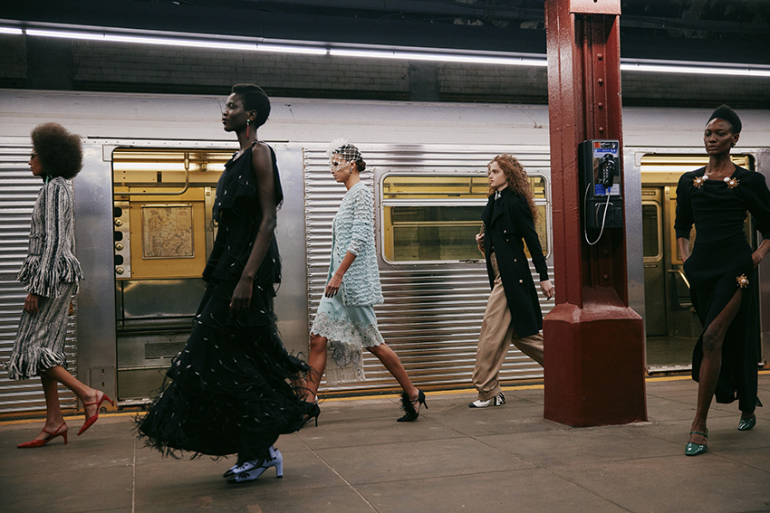 Matthieu Blazy หรือโลโก้ CHANEL