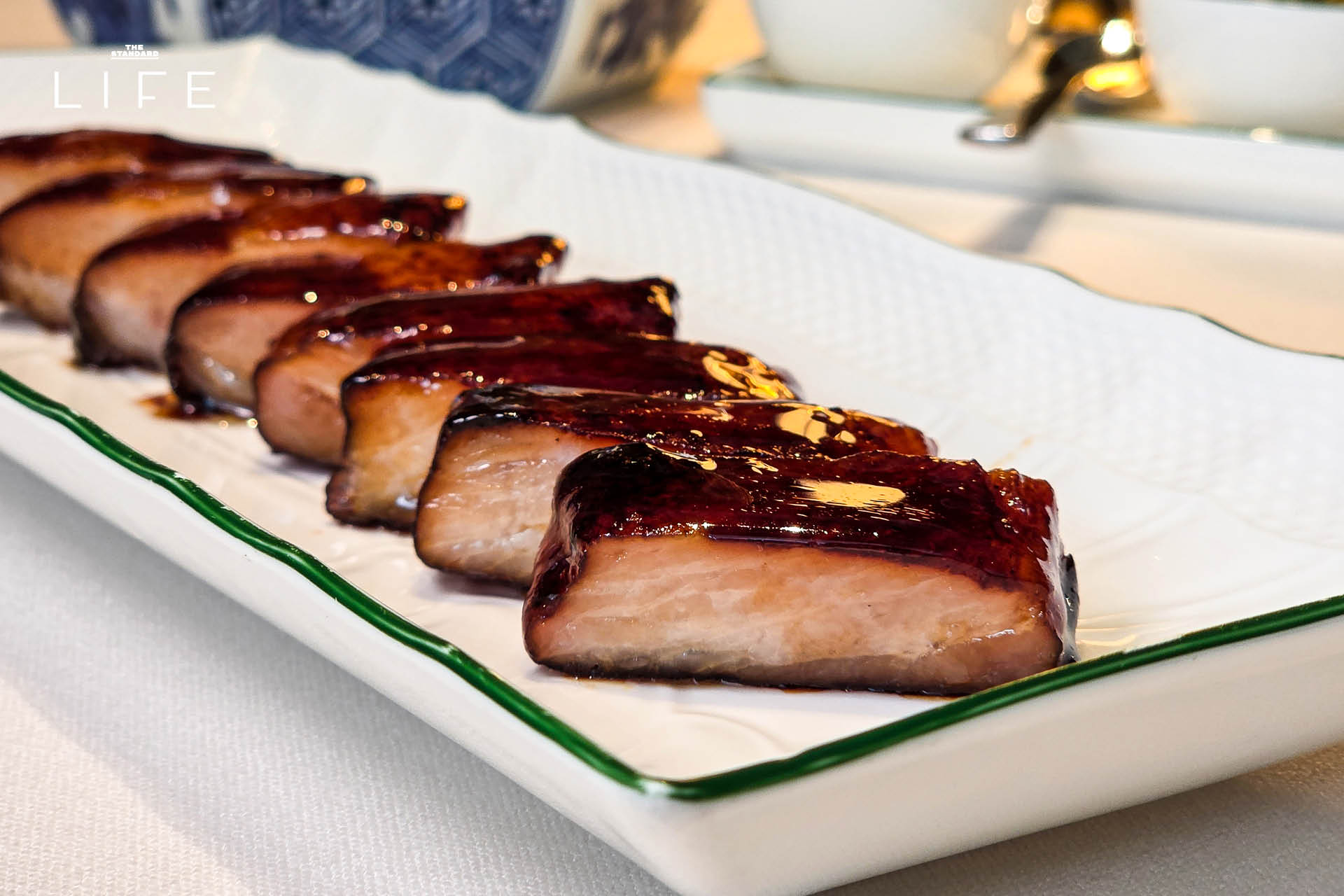 ร้านอาหารจีน Purple Laurel ที่ตกแต่งคล้ายเรือนโบราณ