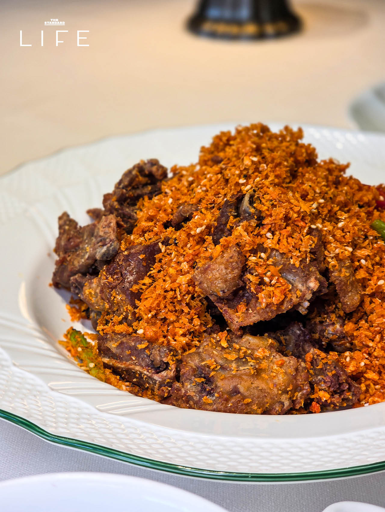 ร้านอาหารจีน Purple Laurel ที่ตกแต่งคล้ายเรือนโบราณ