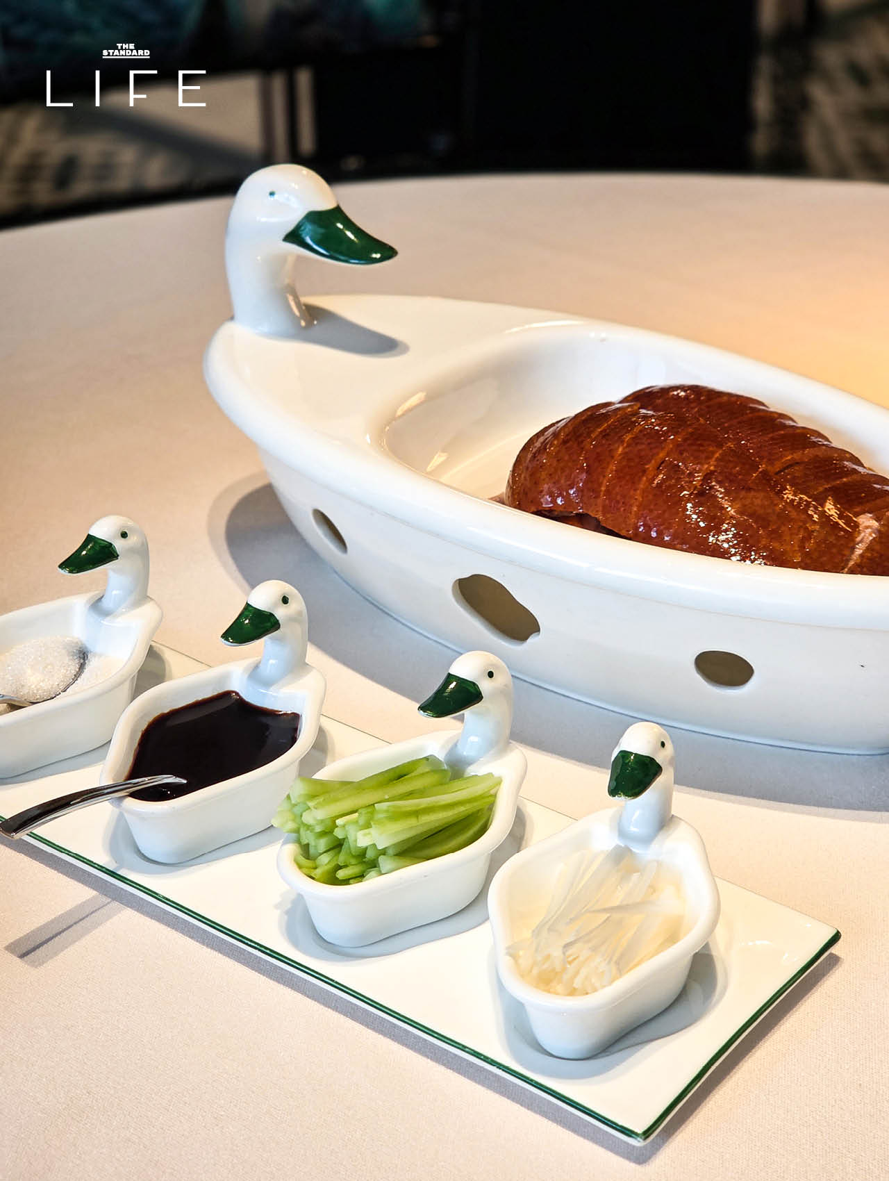 ร้านอาหารจีน Purple Laurel ที่ตกแต่งคล้ายเรือนโบราณ