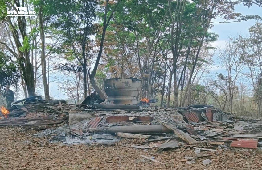 ไฟไหม้ ศาลาตรีมุข สัญลักษณ์มิตรภาพ ไทย-ลาว-กัมพูชา