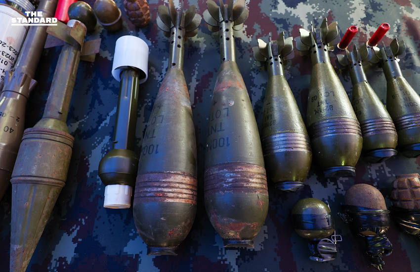 งานเก็บกู้และตรวจยึดทุ่นระเบิดรวมถึงยุทโธปกรณ์ต่างๆ ที่พบในพื้นที่ชายแดนไทย-กัมพูชา