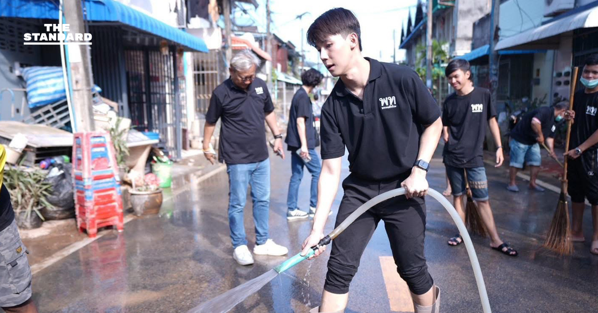 pheu-thai-party-hatyai-flood-relief-songkhla-cleaning