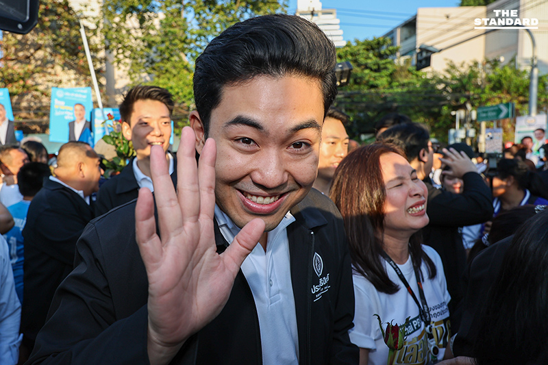 ‘อภิสิทธิ์’ คัมแบ็กนำทัพประชาธิปัตย์ สมัคร สส. กทม. 33 เขต ชู คนรุ่นใหม่-นโยบายตอบโจทย์เมือง มั่นใจกระแสพรรคฟื้นตัว ยันไม่มีใครผูกขาดพื้นที่ 5