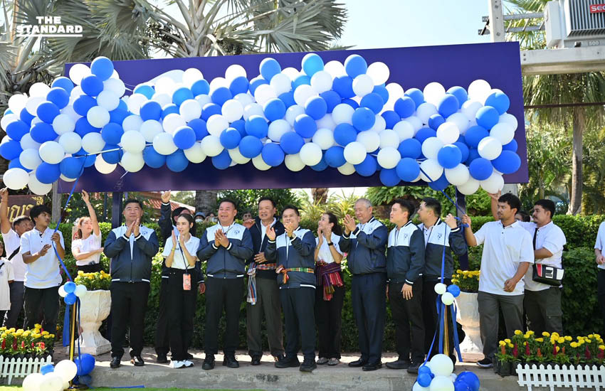 อนุทินไหว้ อนุสาวรีย์บรรหาร เปิด ที่ทำการภูมิใจไทย สาขาสุพรรณบุรี ขออย่ามองอื่นไกลสาแหรกเดียวกัน ยกปาร์ตี้ลิสต์เบอร์ 3 ให้ วราวุธ 5