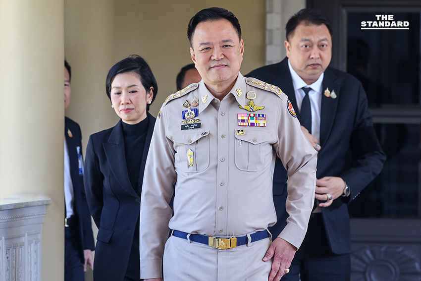 อนุทินสั่งผู้ว่าทั่วประเทศคุมเข้มฝุ่น **PM2.5** ชี้ปีที่แล้วลดได้เยอะ ย้ำพร้อมบูรณาการทุกหน่วยงาน ถ้าจำเป็นก็ต้อง **Work From Home** 2