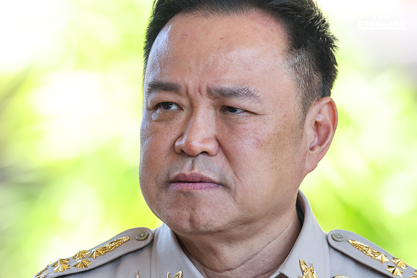 อนุทินสั่งผู้ว่าทั่วประเทศคุมเข้มฝุ่น **PM2.5** ชี้ปีที่แล้วลดได้เยอะ ย้ำพร้อมบูรณาการทุกหน่วยงาน ถ้าจำเป็นก็ต้อง **Work From Home** 3