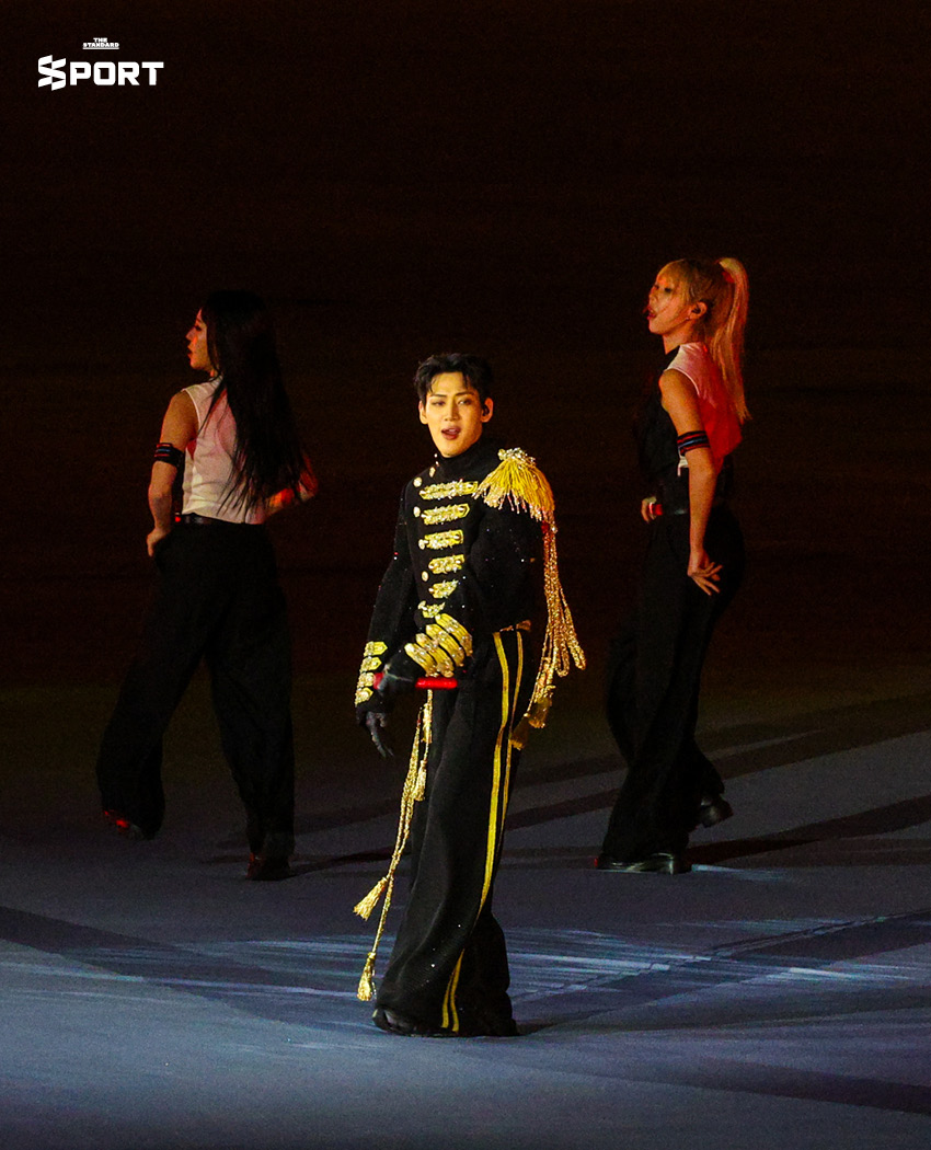 BAMBAM จุดไฟให้ ราชมัง โชว์เพลง Wheels Up ในพิธีเปิด ซีเกมส์ 2025 2