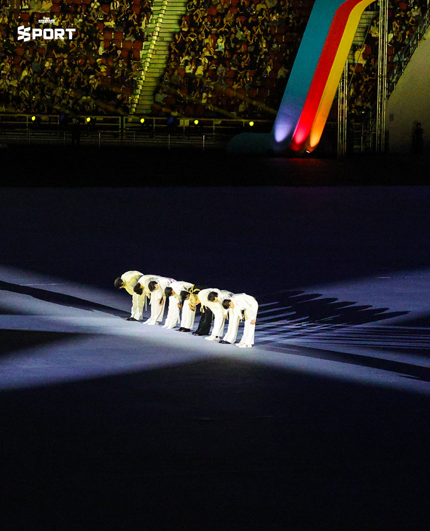 BAMBAM จุดไฟให้ ราชมัง โชว์เพลง Wheels Up ในพิธีเปิด ซีเกมส์ 2025 6