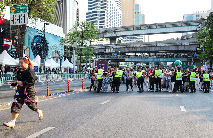 งานนี้จองพื้นที่หน้าสุด เซ็นทรัลเวิลด์ เคานต์ดาวน์ 2026 16