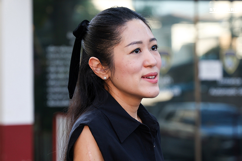 ช่อ พรรณิการ์ ร้องทุกข์ สน.ทองหล่อ ดำเนินคดีเพจดัง-IO ทหาร ปมเฟคนิวส์ สั่งทหารกางแผนที่รบ ยันถูกบิดเบือนหวังผลการเลือกตั้ง 3