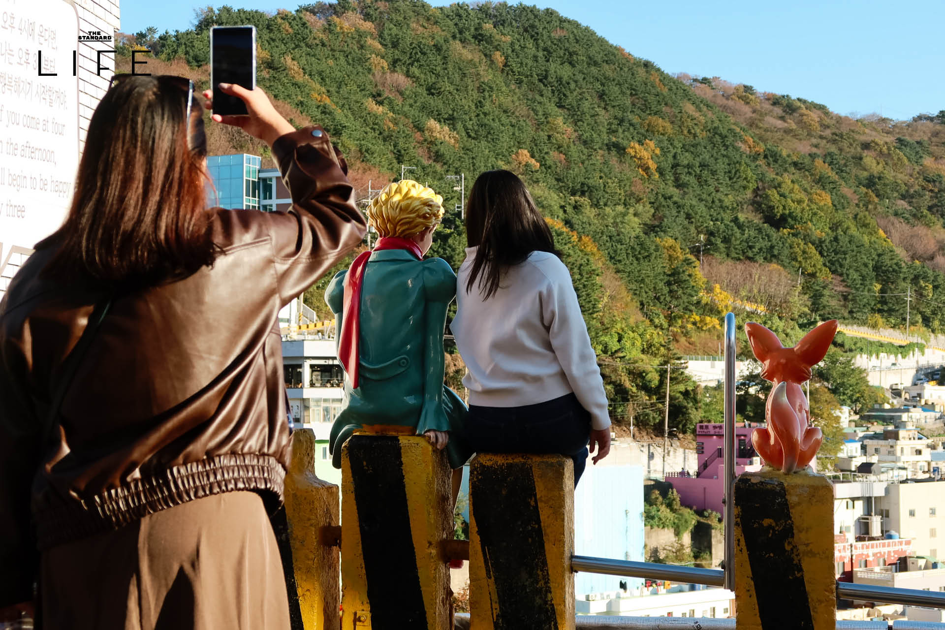 ภาพหมู่บ้านวัฒนธรรมคัมชอนที่มองเห็นจากมุมสูง