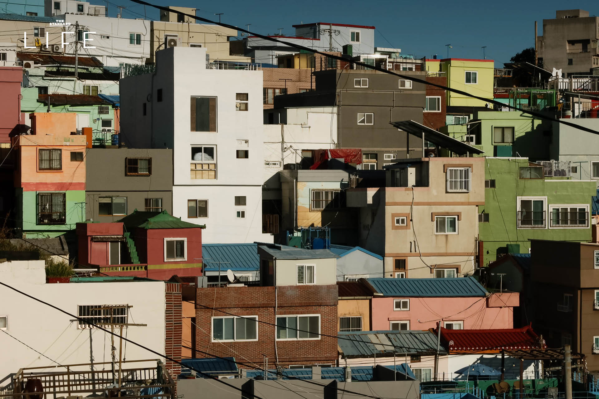 ภาพหมู่บ้านวัฒนธรรมคัมชอนที่มองเห็นจากมุมสูง