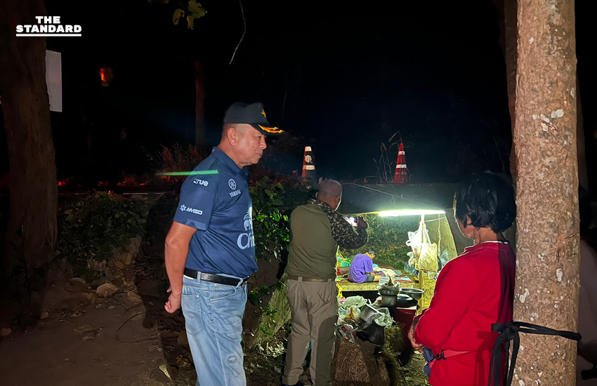 รมช.กห. เยี่ยม ชรบ. กลางดึก ด้านชาวบ้านขอทหาร “รบให้ชนะ อยากให้จบครั้งเดียว” 1