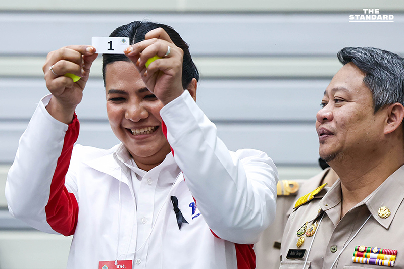 จับเบอร์ สส. กทม. คึกคัก ยอดผู้สมัคร 446 รายชิง 33 เขต แข่งเดือดสูงสุด 16 คนต่อเขต กองเชียร์เฮลั่นติดเบอร์ลุยหาเสียงทันที 6