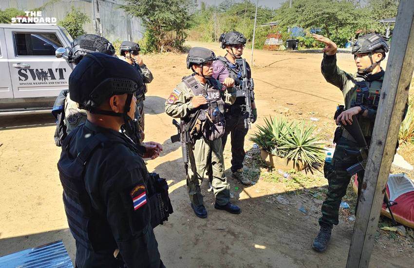 ตร. ปูพรมเคลียร์พื้นที่ส่วนหลัง ชายแดนไทย-กัมพูชา ระดม EOD เก็บกู้วัตถุระเบิดตกค้าง เตือนประชาชน ‘ห้ามแตะต้อง’ วัตถุต้องสงสัย 4