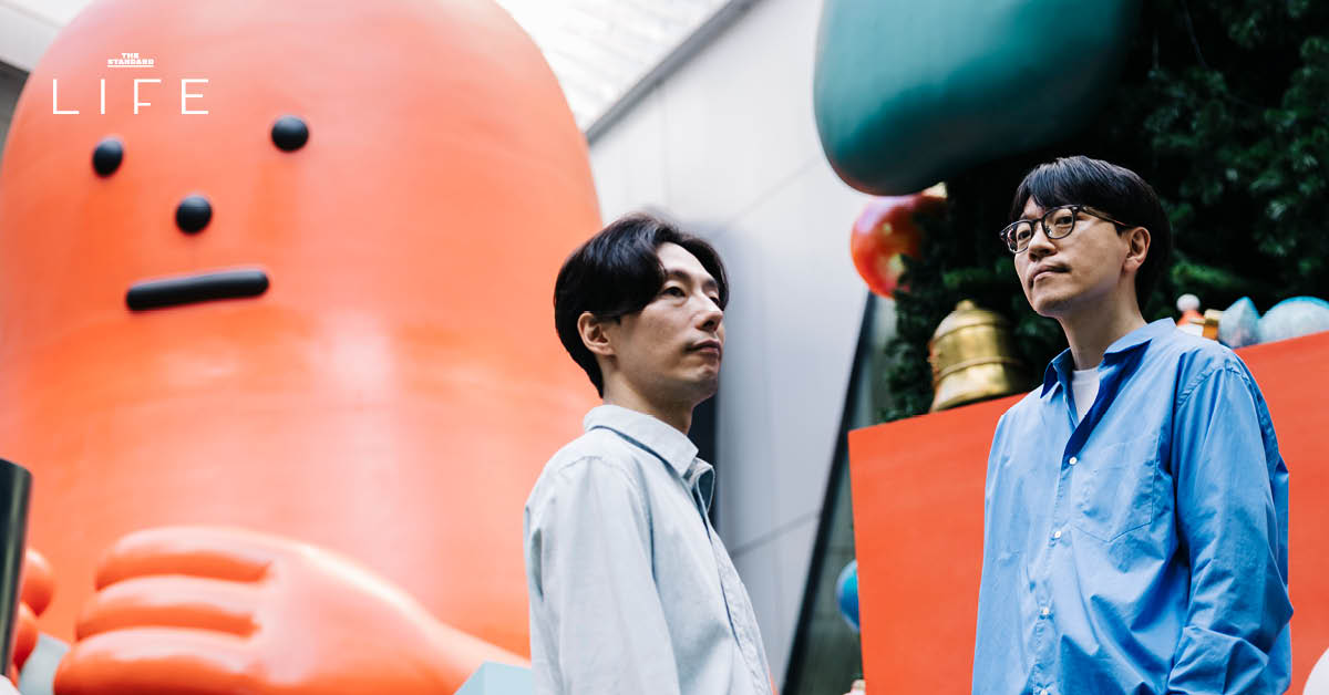 พามาคุยกับ Fla และ Boo ผู้สร้างคาแรคเตอร์ STICKY MONSTER LAB หน้านิ่งที่กำลังมาสร้างร้อยยิ้มที่ Central Embassy