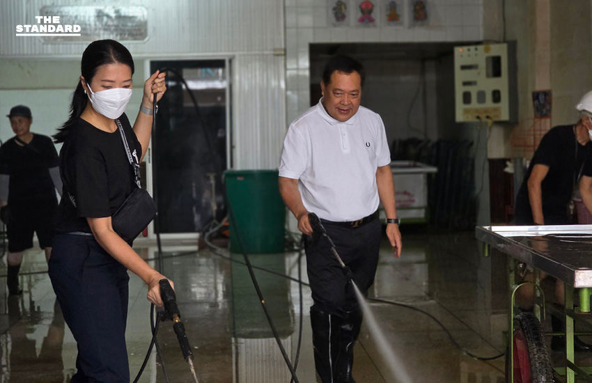 พรรคประชาชาติ-เพื่อไทย ระดมคน-เครื่องมือล้างโคลน ช่วยทำความสะอาด หาดใหญ่ ตั้งเป้า 8 วัน ฟื้นฟู 1,000-2,000 หลังคาเรือน 1