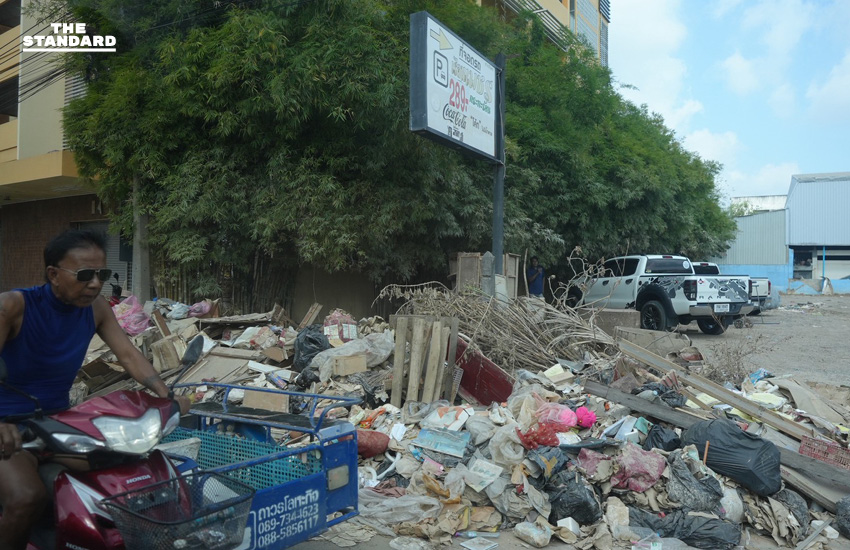 พรรคประชาชาติ-เพื่อไทย ระดมคน-เครื่องมือล้างโคลน ช่วยทำความสะอาด หาดใหญ่ ตั้งเป้า 8 วัน ฟื้นฟู 1,000-2,000 หลังคาเรือน 5