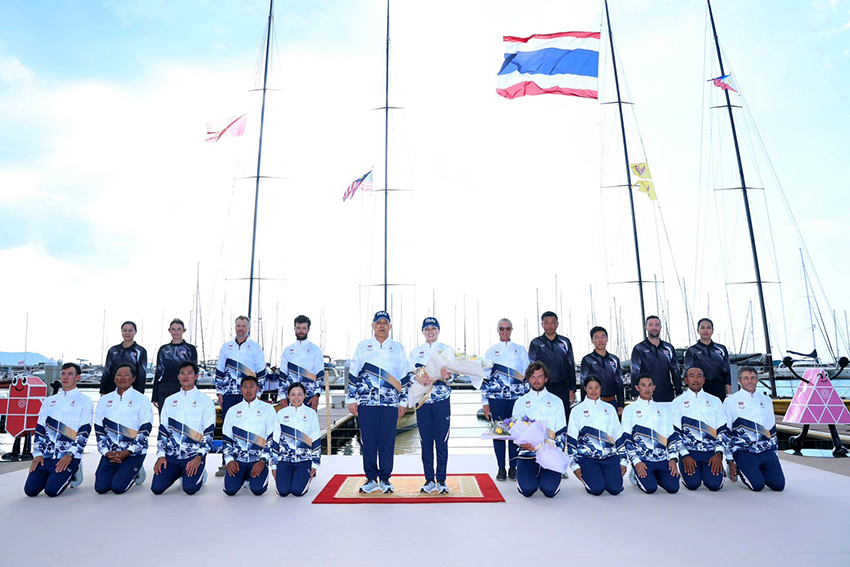 ในหลวง เสด็จพระราชทานเหรียญทองเรือใบซีเกมส์ ให้ “พระราชินี” ทรงนำทีม SSL47 ไทยคว้าแชมป์ 5