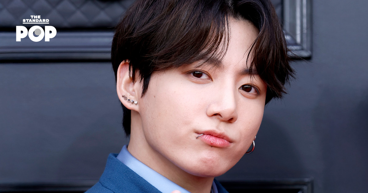 Jungkook วง BTS มอบของขวัญส่งท้ายปีด้วยการคัฟเวอร์เพลง The Christmas Song