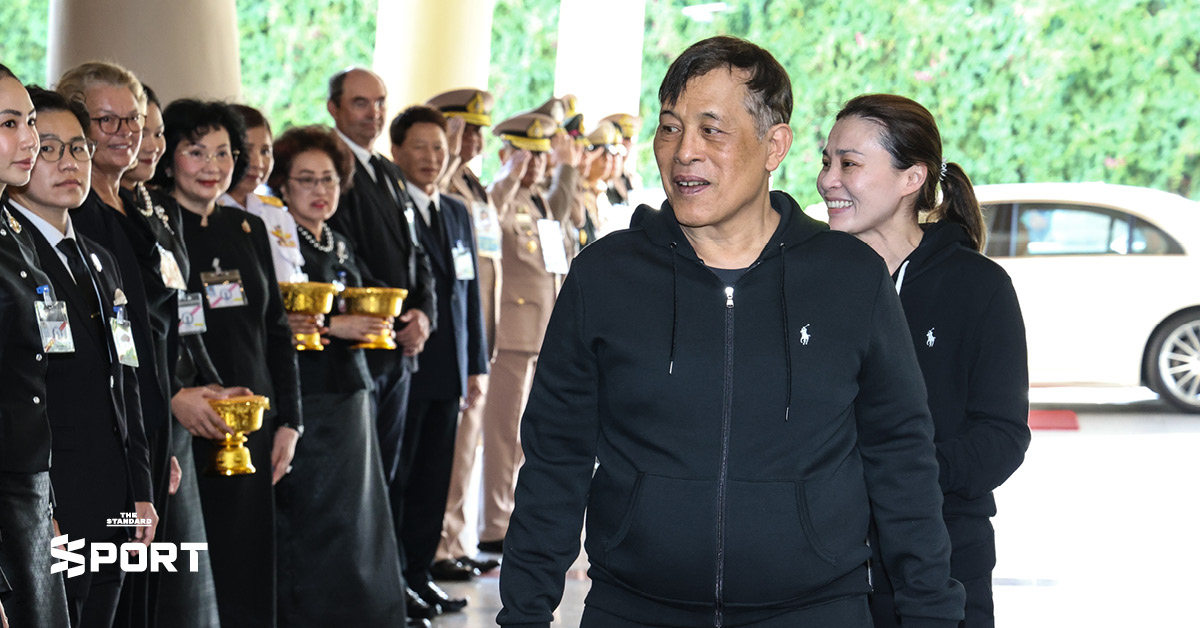 พระบาทสมเด็จพระเจ้าอยู่หัว และสมเด็จพระนางเจ้าฯ พระบรมราชินี เสด็จพระราชทานรางวัล “ภูเก็ตคิงส์คัพรีกัตต้า” ครั้งที่ 37