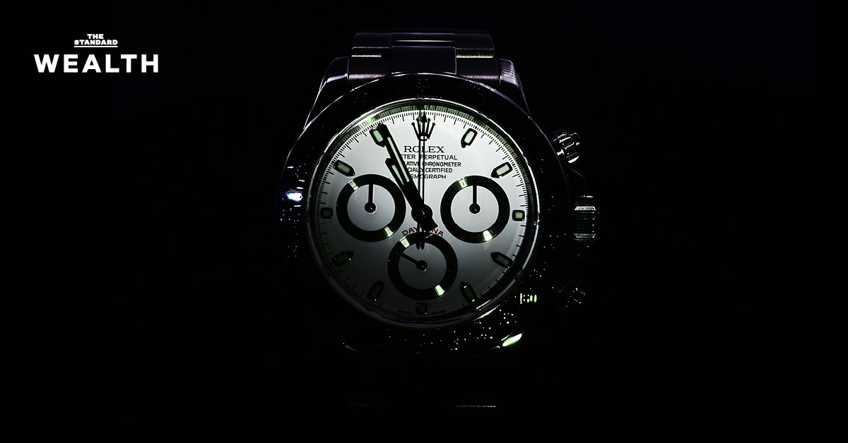 บทเรียนแบรนด์หรู ทำไม Rolex ถึงไม่ขายมือสองเอง? เปิดโมเดล ‘ยืมมือดีลเลอร์’ คุมตลาดรีเซลแบบไม่ต้องแบกความเสี่ยง