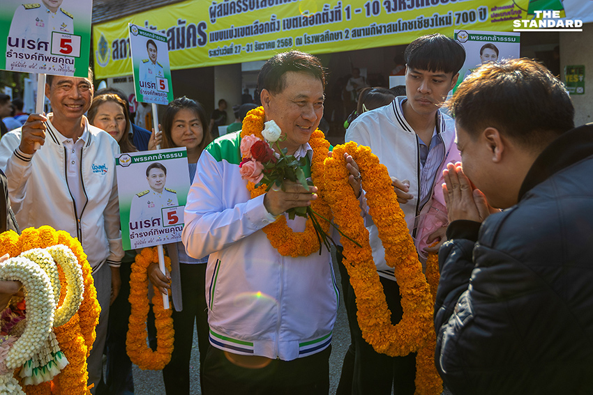 รับสมัคร สส. เชียงใหม่วันแรกคึกคัก ‘ประชาชน-เพื่อไทย’ จัดทัพใหญ่ชน ‘กล้าธรรม’ 6