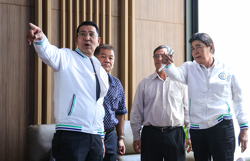 นฤมลต้อนรับ ‘กลุ่มเพื่อนเฉลิมชัย’ กว่า 10 คน สวมเสื้อพรรคกล้าธรรม 10