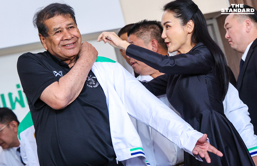 นฤมลต้อนรับ ‘กลุ่มเพื่อนเฉลิมชัย’ กว่า 10 คน สวมเสื้อพรรคกล้าธรรม 4