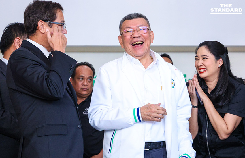 นฤมลต้อนรับ ‘กลุ่มเพื่อนเฉลิมชัย’ กว่า 10 คน สวมเสื้อพรรคกล้าธรรม 9