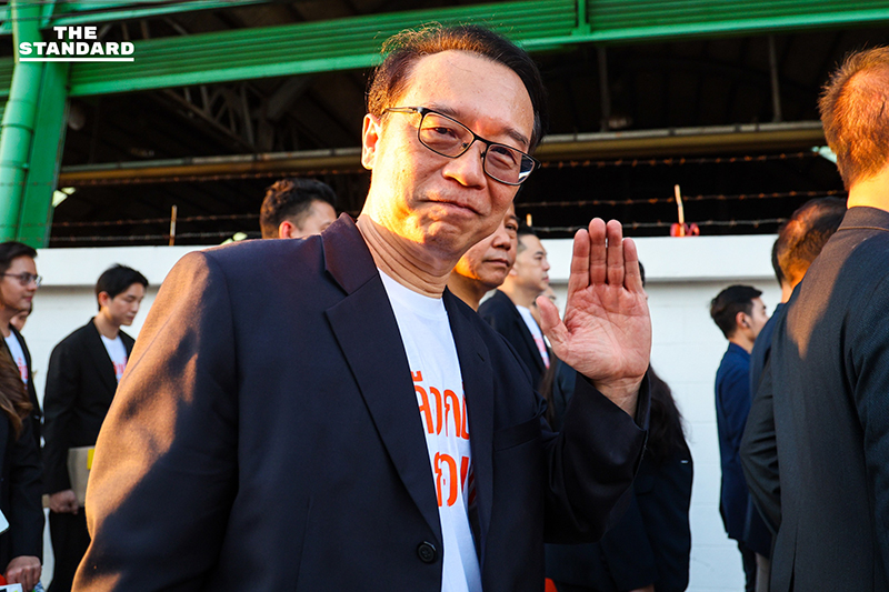 ‘ณัฐพงษ์’ นำทัพพรรคประชาชน สมัคร สส. กทม. 33 เขต ชูยุทธศาสตร์ขจัดทุนเทา-บริหารมืออาชีพ มั่นใจแลนด์สไลด์เมืองหลวง 3