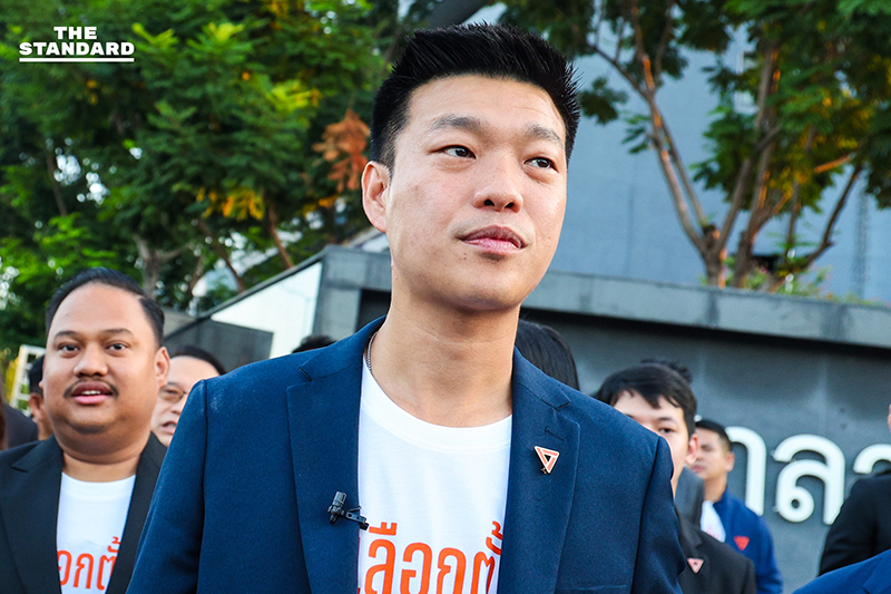 ‘ณัฐพงษ์’ นำทัพพรรคประชาชน สมัคร สส. กทม. 33 เขต ชูยุทธศาสตร์ขจัดทุนเทา-บริหารมืออาชีพ มั่นใจแลนด์สไลด์เมืองหลวง 6