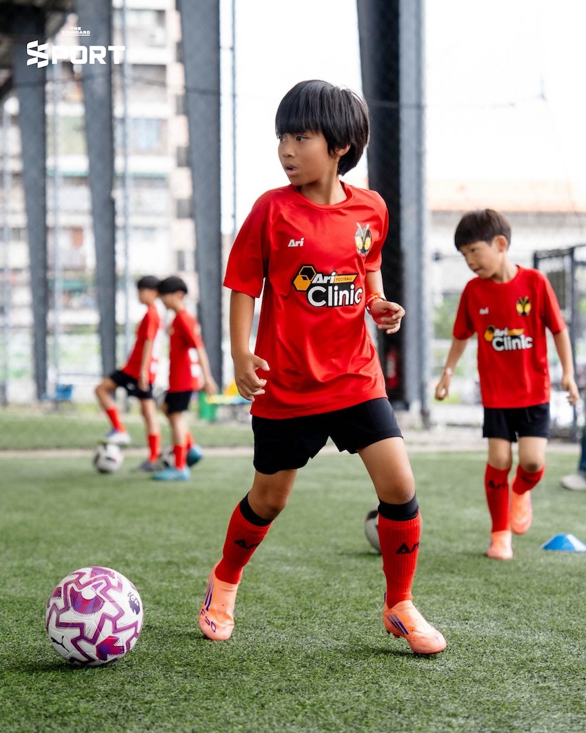 Park Ji-Sung ตำนานแมนเชสเตอร์ ยูไนเต็ด ร่วมกิจกรรม Meet and Greet และ Football Clinic ที่ร้าน Ari Football 5