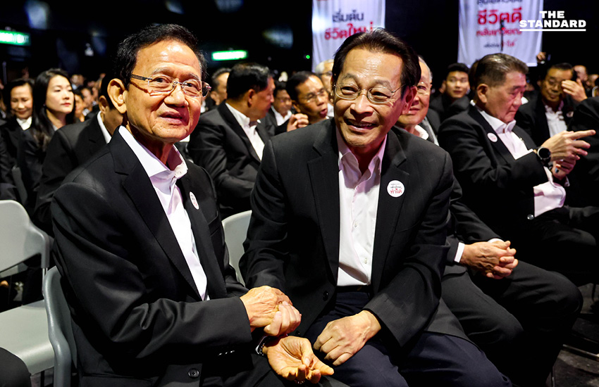 เพื่อไทยเปิดตัว 3 แคนดิเดตนายกฯ ยศชนัน-สุริยะ-จุลพันธ์ พร้อมนโยบายล็อตแรก สู้ศึกเลือกตั้ง 69 หวังยกเครื่องประเทศไทย 7