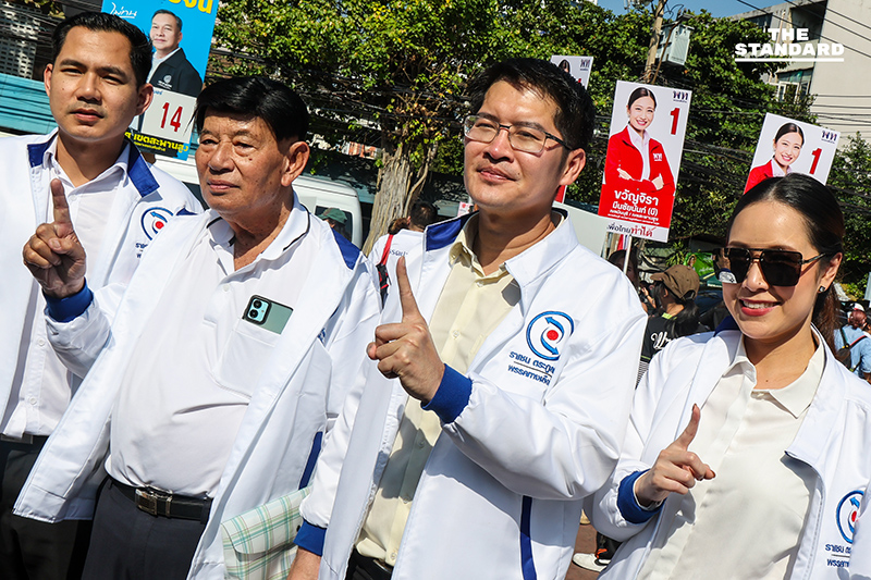 ประมวลภาพจับเบอร์ สมัคร สส.กทม.วันแรก บรรยากาศคึกคัก 10